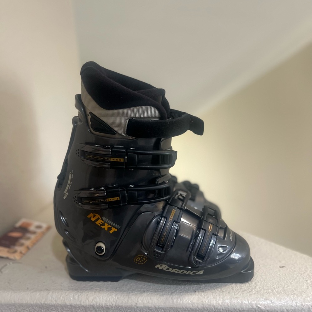 Nordica Next‎ 67 Mens Ski Boots Size 27-0 Adjustable Flex 85-60 Army Green